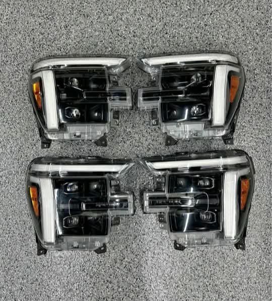2024-2026 F-150 Raptor Headlights
Mint!
$300 for a Complete pair