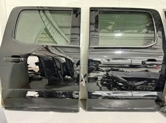 2021-2026 Ford F150 right and left rear doors
2023-2026 Ford F250 F350 F450 F550 right and left rear doors